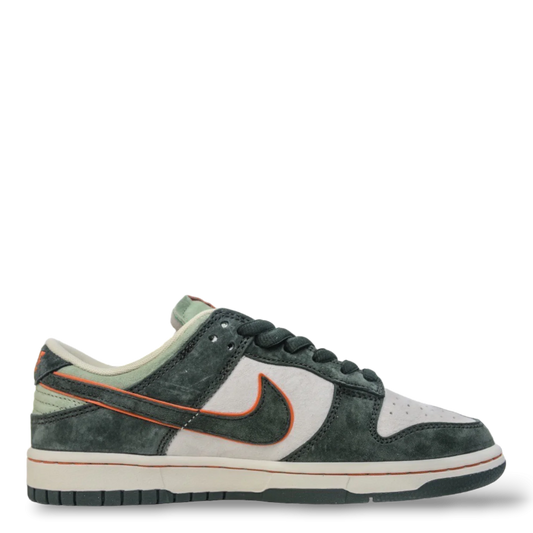 NIKE SB DUNK LOW X OTOMO KATSUHIRO ''STEAMBOY OST'' SNEAKRS